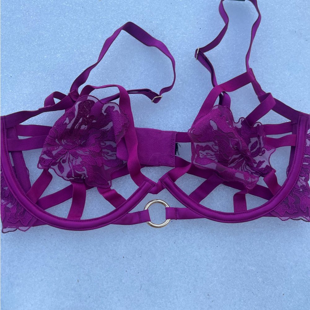 Bra - Picture 5 of 8